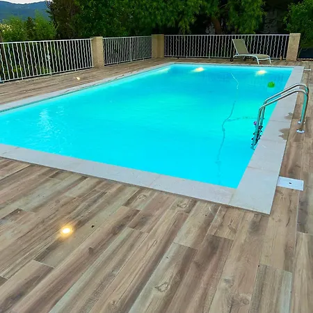 Holiday home Horizons - Grande Maison Vue Avec Piscine 15mn A Pieds De La La Seyne-sur-Mer